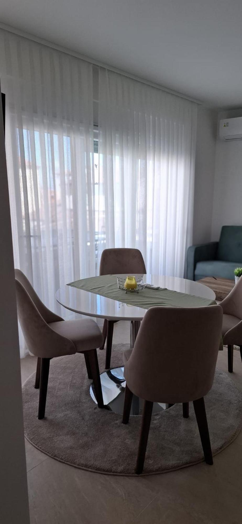 S5 Apartment Peroj